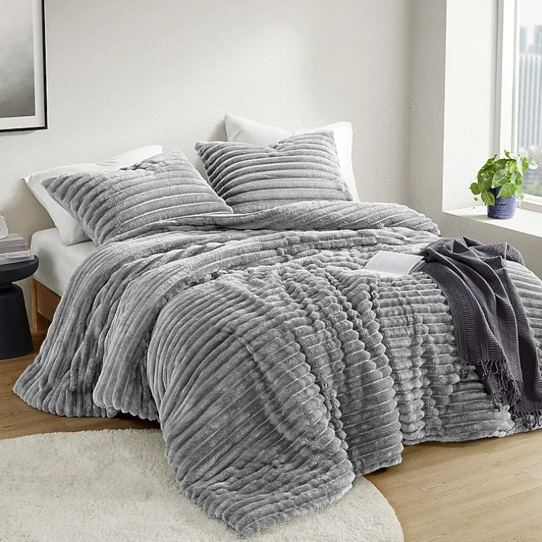 510 Design Avril Fluffy Ribbed Plush Midweight Comforter Set