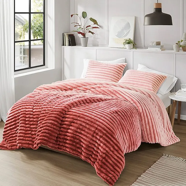 510 Design Avril Fluffy Ribbed Plush Midweight Comforter Set