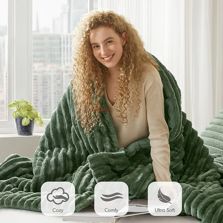 510 Design Avril Fluffy Ribbed Plush Midweight Comforter Set
