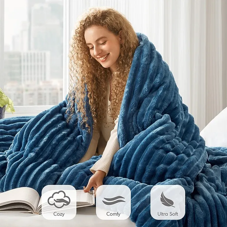 510 Design Avril Fluffy Ribbed Plush Midweight Comforter Set
