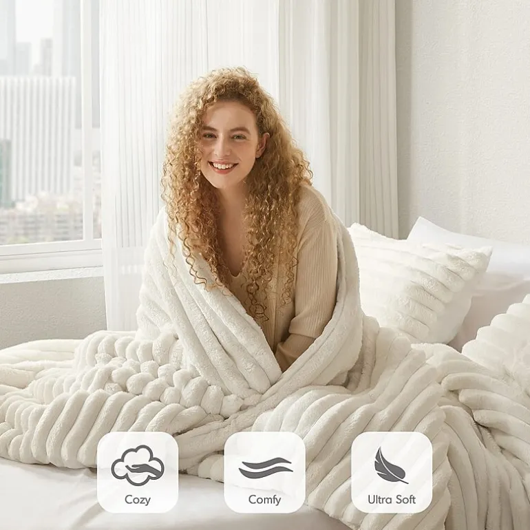 510 Design Avril Fluffy Ribbed Plush Midweight Comforter Set