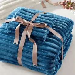 510 Design Avril Fluffy Ribbed Plush Midweight Comforter Set