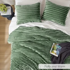 510 Design Avril Fluffy Ribbed Plush Midweight Comforter Set