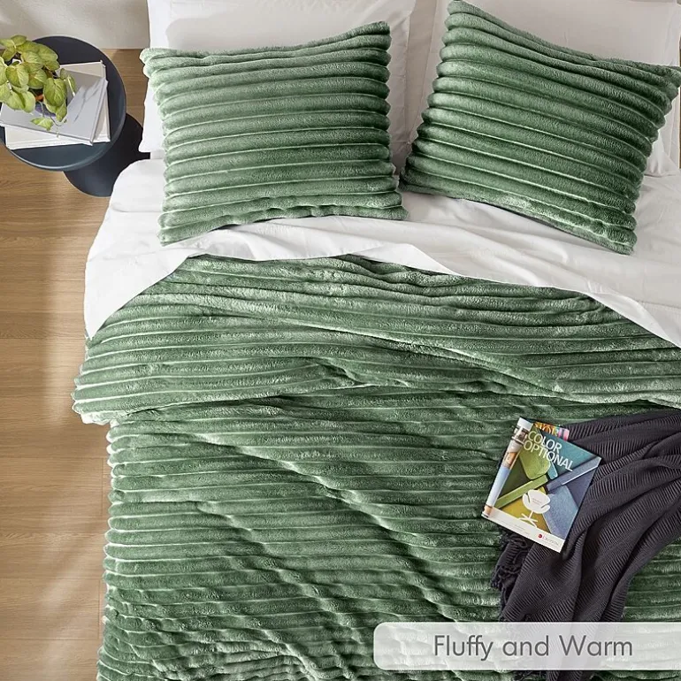 510 Design Avril Fluffy Ribbed Plush Midweight Comforter Set