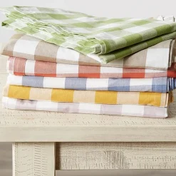 Design Imporrt Checkers Tablecloth