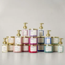 Distant Lands 14oz Bungalow 3-Wick Scented Jar Candle