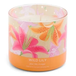 Distant Lands 14oz Wild Lily 3-Wick Scented Jar Candle