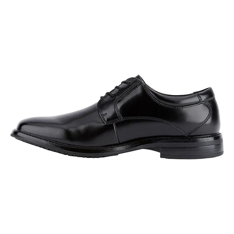 Dockers Irving Mens Slip Resistant Shoe