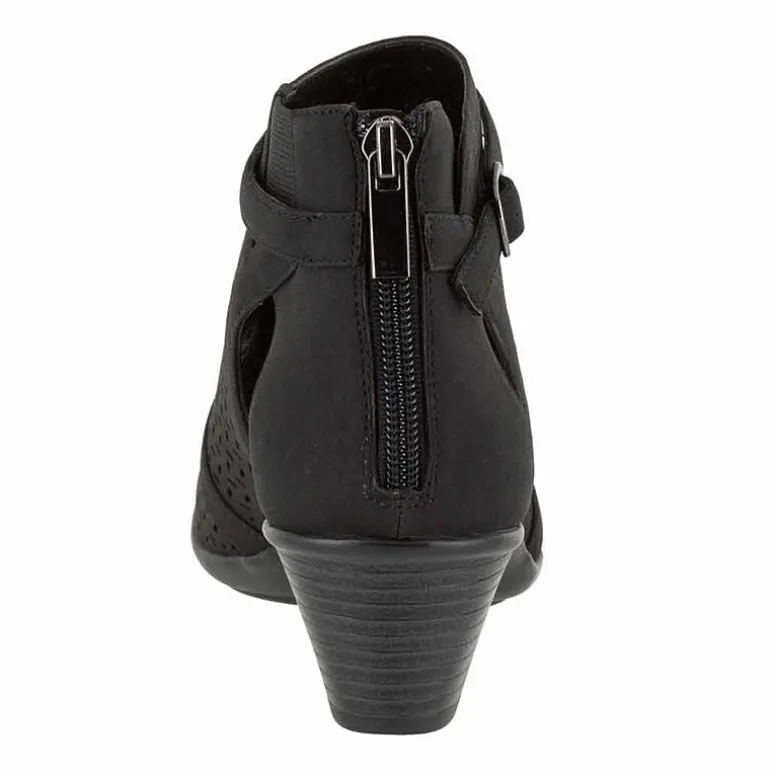 Easy Street Carrigan Womens Slip-On Booties
