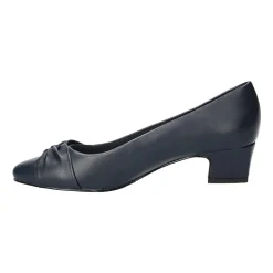 Easy Street Lyanna Womens Round Closed Toe Flat Heel Pumps