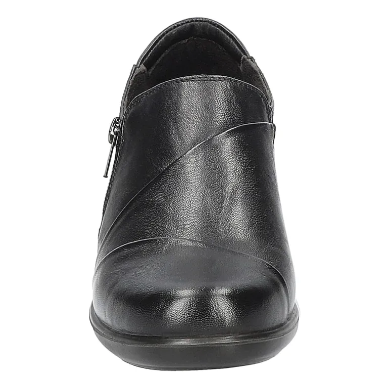 Easy Street Rey Womens Round Closed Toe Clogs