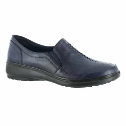 Easy Street Ultimate Womens Round Slip-On Shoe