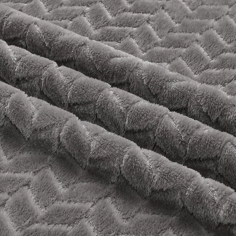 Echo Plush Throw
