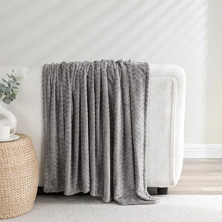 Echo Plush Throw