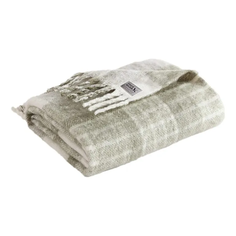 Eddie Bauer Hearthstone Plaid Washable Throw