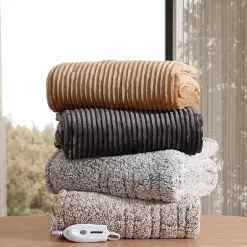Eddie Bauer Mountain Valley Washable Throw