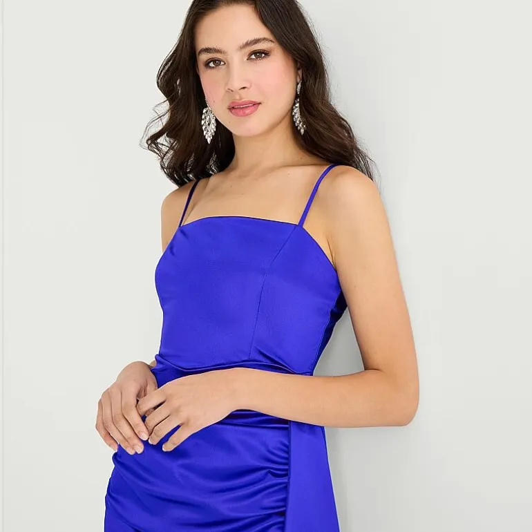 Emerald Sundae Womens Juniors Straight Neck Sleeveless Bodycon Dress