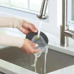 Eureka NEU203 Power Speed Rewind with Bonus Dust Cup