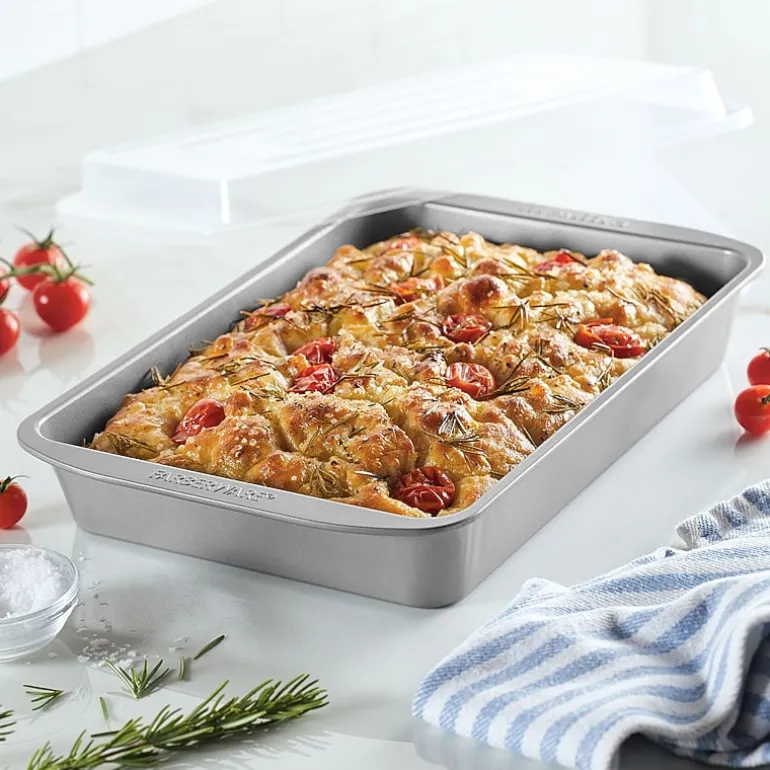 Farberware 9X13" Non-Stick Cake Pan with Lid