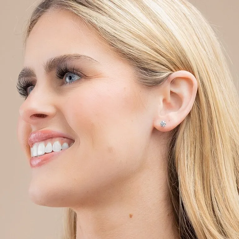 Floating Diamonds (F / Vs2) 1/2 CT. T.W. Lab Grown White Diamond 14K Gold 4.2mm Round Stud Earrings