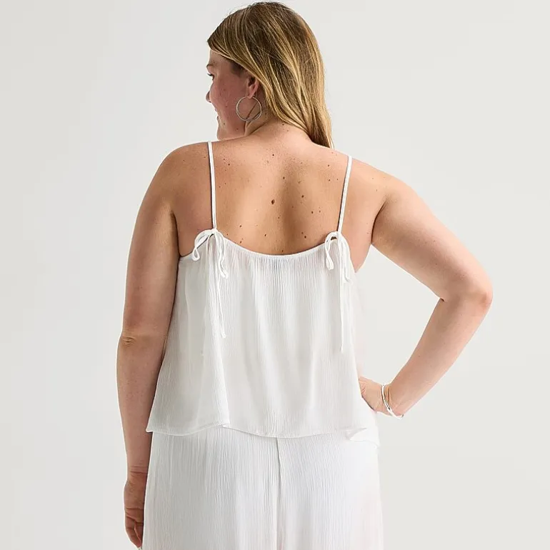 Forever 21 Womens Juniors Plus Scoop Neck Sleeveless Camisole