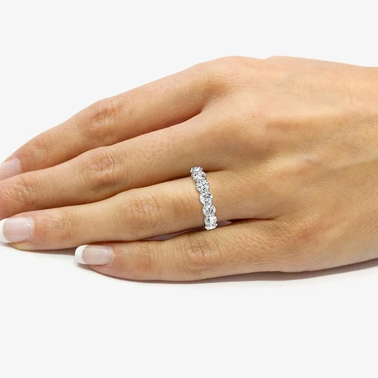 (F / Si1-Si2) Womens 2.5MM 3 CT. T.W. Lab Grown White Diamond Wedding Band