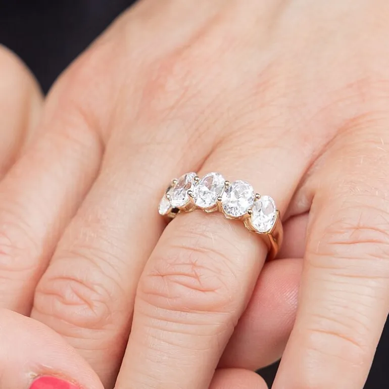 (F / Vs2) Womens 23.MM 4 CT. T.W. Lab Grown White Diamond 10K Gold Oval 5-Stone Wedding Band
