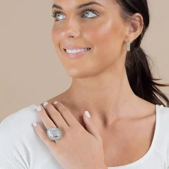 (G / I1) Womens 4 CT. T.W. Lab Grown White Diamond 10K Gold Cluster Cocktail Ring