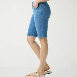 Gloria Vanderbilt Women's Amanda Pull On Denim Bermuda Short