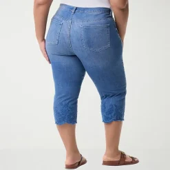 Gloria Vanderbilt Women's Plus Amanda Embroidered Jean Capri