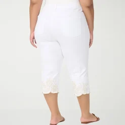 Gloria Vanderbilt Women's Plus Amanda Embroidered Jean Capri