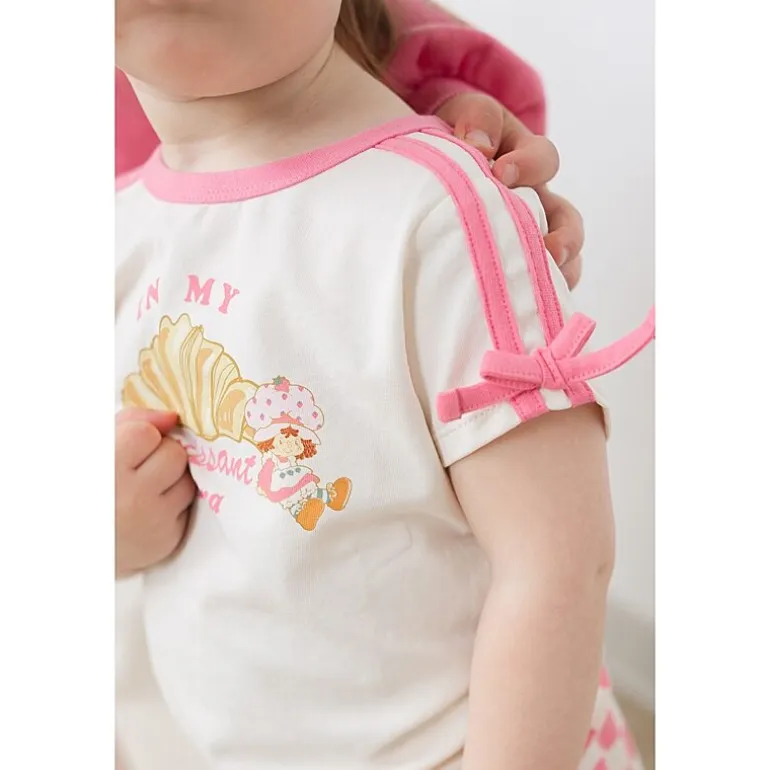 Grayson Little Toddler Girls Crew Neck Short Sleeve Relaxed Fit Strawberry Shortcake Graphic T-Shirt