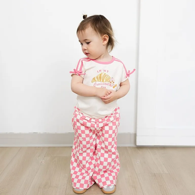 Grayson Little Toddler Girls Crew Neck Short Sleeve Relaxed Fit Strawberry Shortcake Graphic T-Shirt