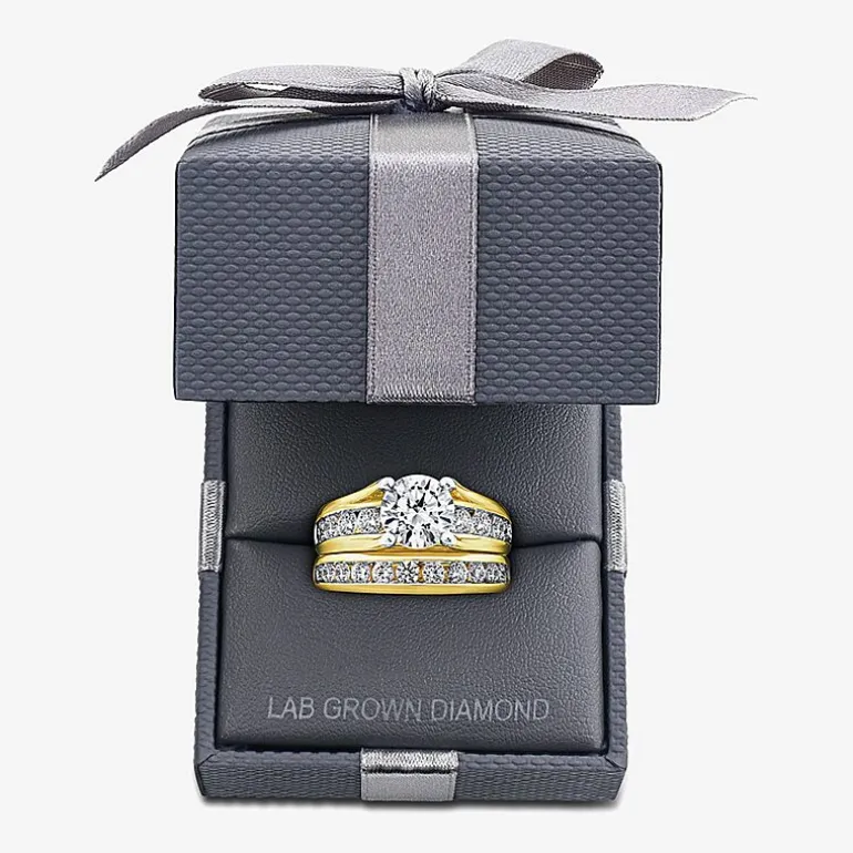 (G / Si1-Si2) Womens 4 CT. T.W. Lab Grown White Diamond 10K Gold Round Side Stone Bridal Set