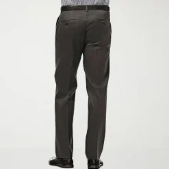 Haggar Premium No Iron Khaki Mens Comfort Waistband Straight Fit Flat Front Pant