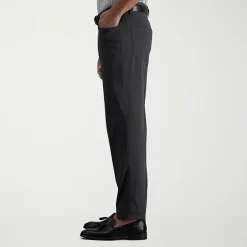 Haggar Sport Performance Nylon 5-Pocket Mens Straight Fit Flat Front Pant