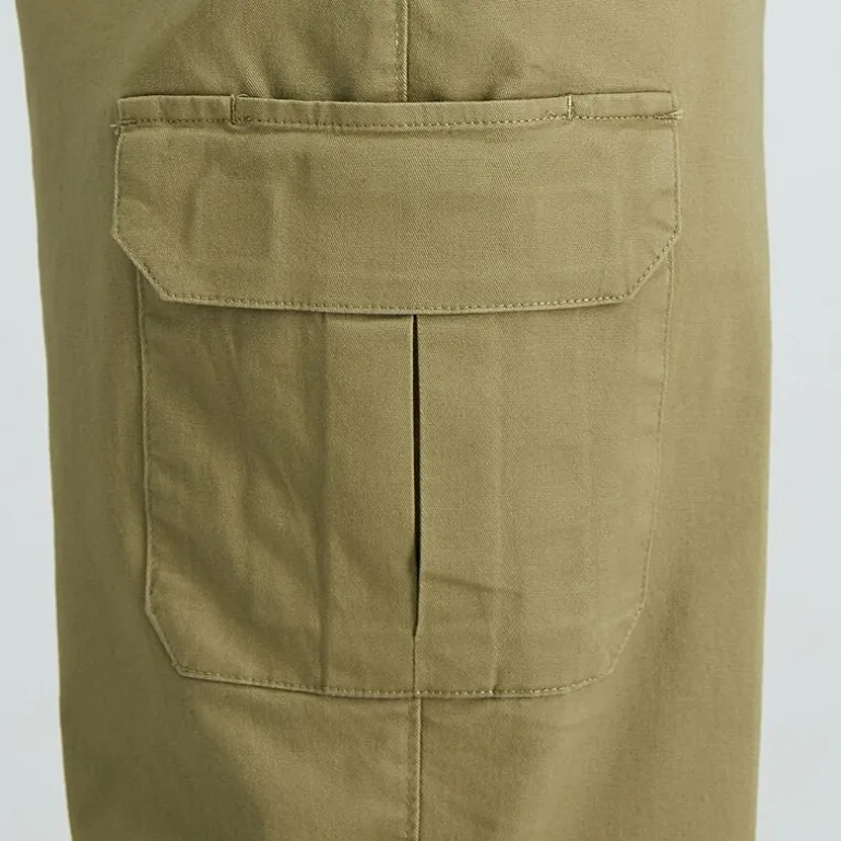 Haggar Stretch Comfort Cargo Mens Stretch Fabric Classic Fit Cargo Pant