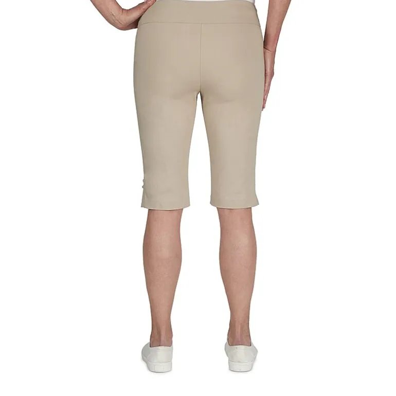 Hearts Of Palm Womens Petite Straight Mid Rise Skimmer Pant