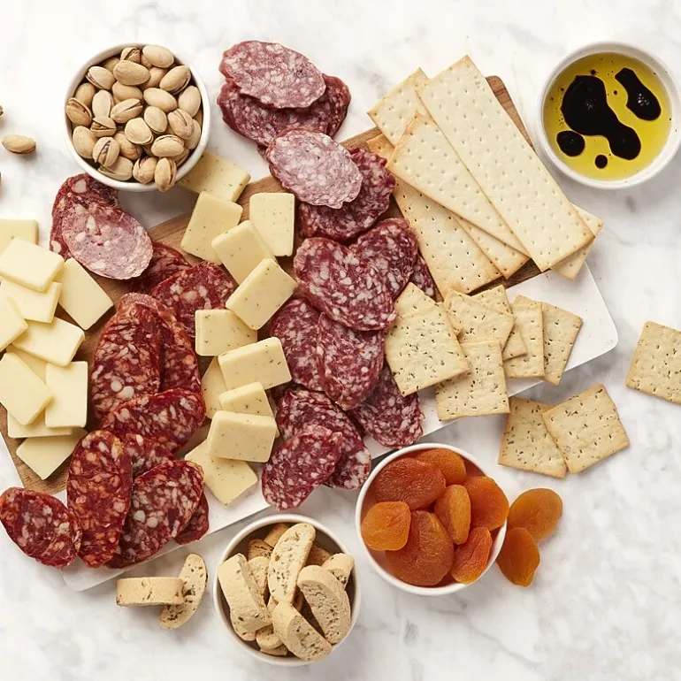 Hickory Farms Deluxe Meat and Cheese Gift Crate Set