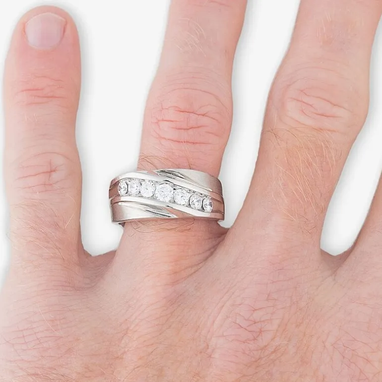 (H-I / I1) Mens 5MM 1 CT. T.W. Lab Grown White Diamond 10K Gold Wedding Band