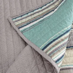 Home Expressions Reagan Stripe Quilt