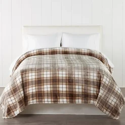 Home Expressions Velvet Plush Blanket