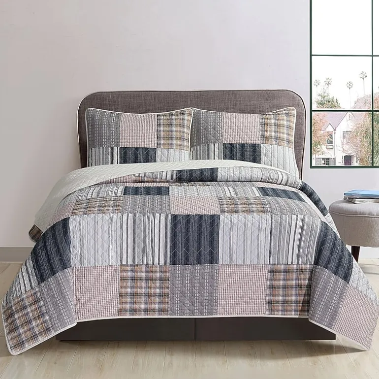 Hudson & Main Colton Plaid Quilt