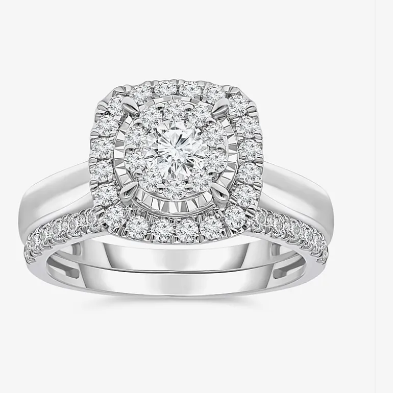 (I / I1) Womens 1 CT. T.W. Lab Grown White Diamond 10K Gold Cushion Solitaire Engagement Ring