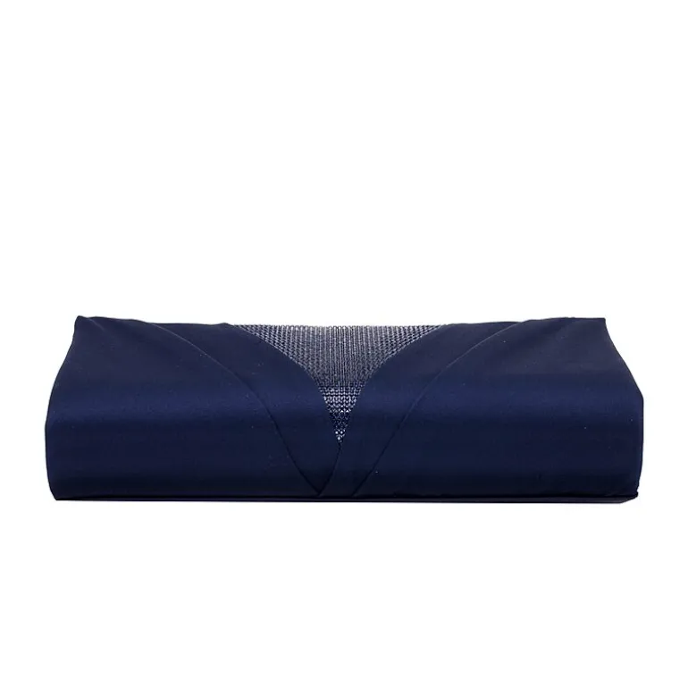 I. Miller Elleme Clutch
