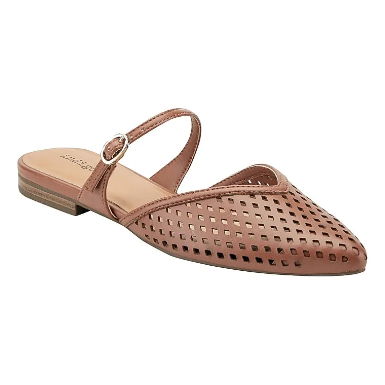 Indigo Rd. Womens Pointed Closed Toe Mules