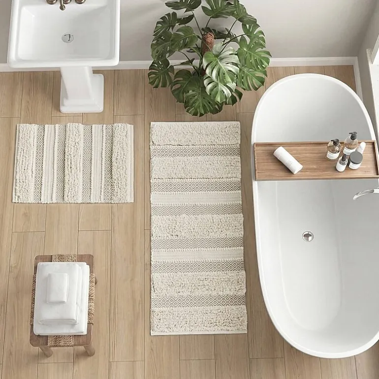 INK+IVY Imani Bath Rug