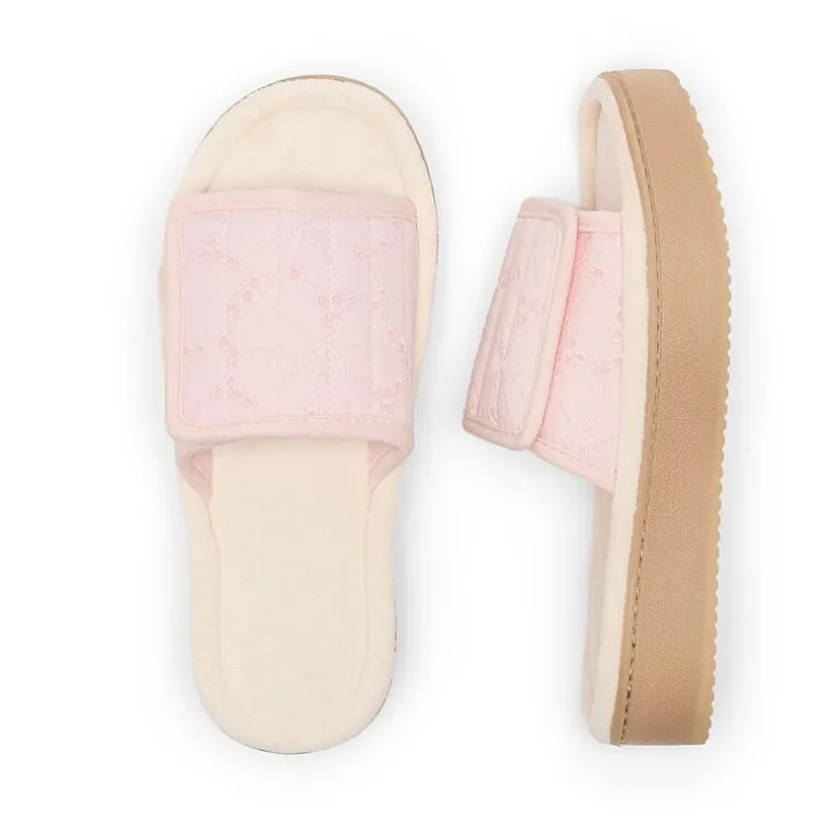 Isotoner Womens Slip-On Slippers