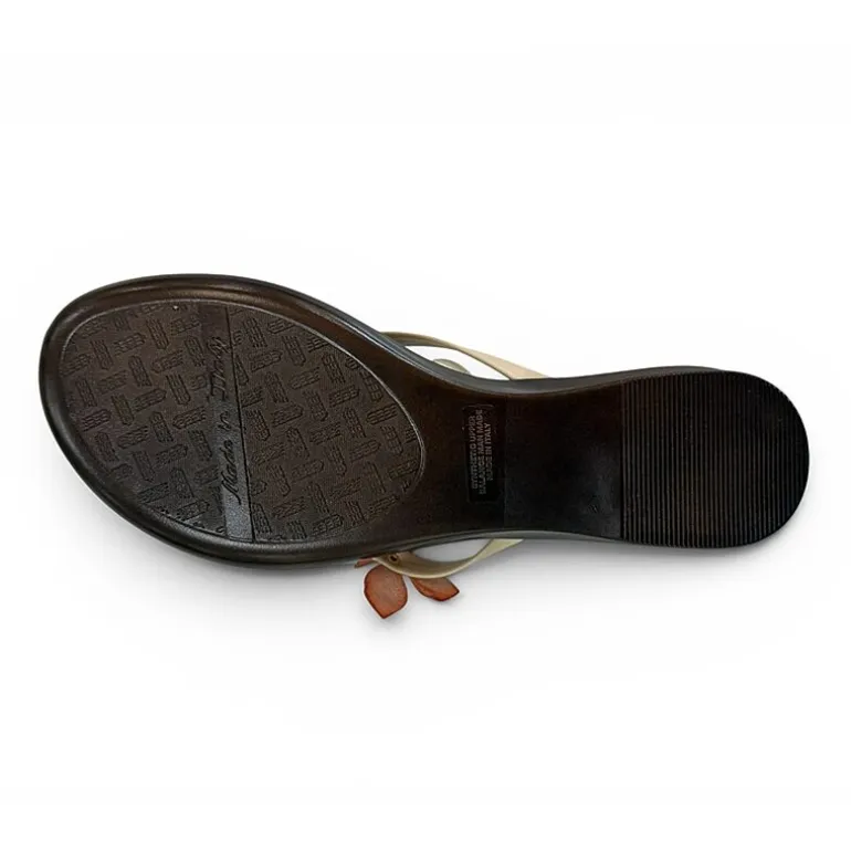 Italiana By Italian Shoemakers Womens Rhett Flat Sandals
