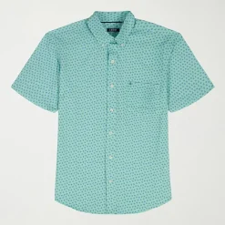 IZOD Breeze Mens Short Sleeve Athletic Fit Button-Down Shirt